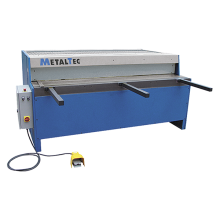 Электромеханическая гильотина MetalTec GS 2050-3E от компании Нова Механика